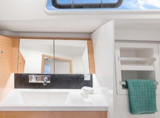 Hanse 418