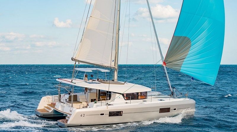 Lagoon 42