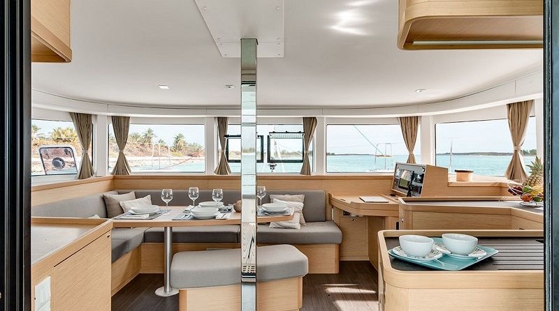 Lagoon 42