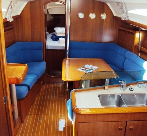 Jeanneau Sun Odyssey 37