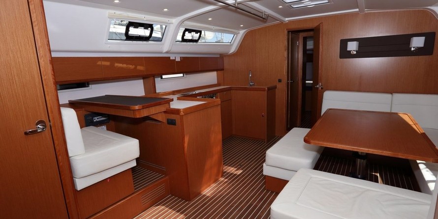 Bavaria Cruiser 51