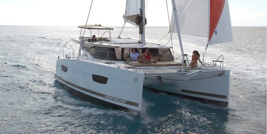 Fountaine Pajot Lucia 40