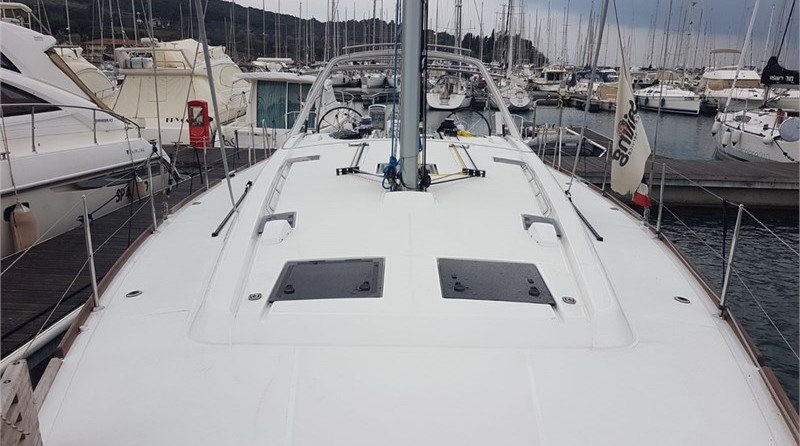 Beneteau Oceanis 48