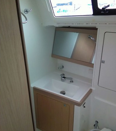 Beneteau Oceanis 48