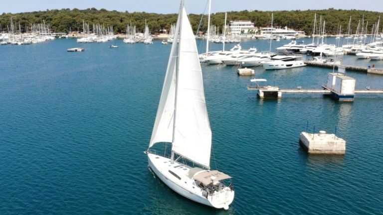 Beneteau Oceanis 50