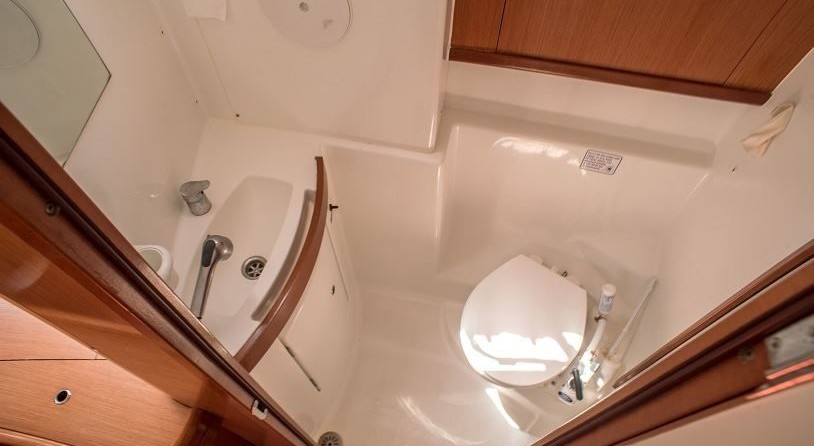 Beneteau Oceanis 48