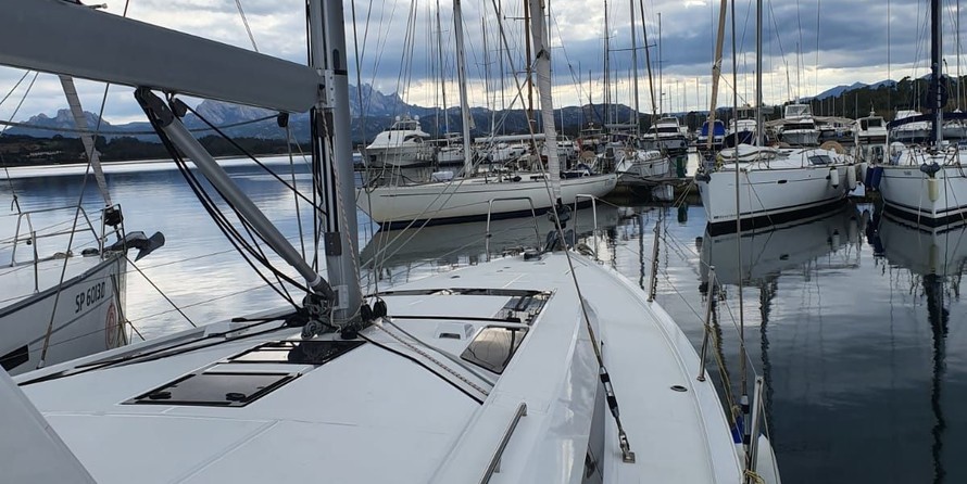 Beneteau Oceanis 46