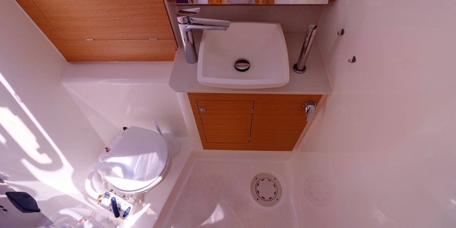 Dufour 382
