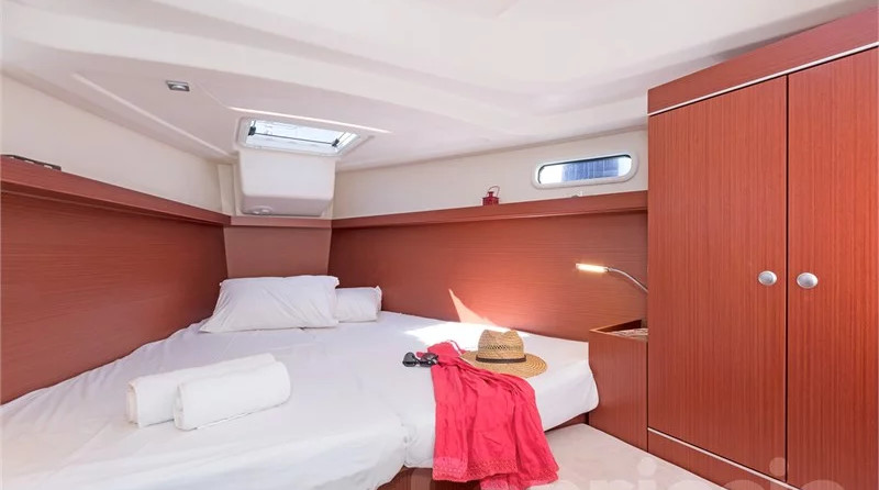 Hanse 385