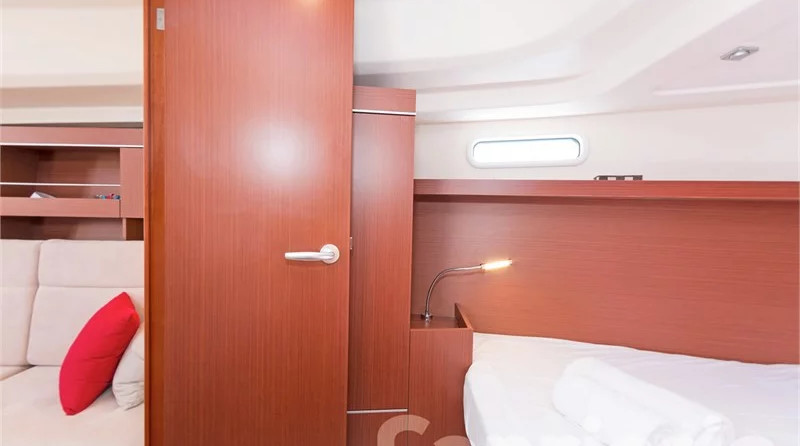 Hanse 385