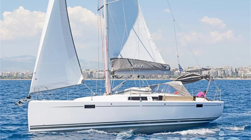 Hanse 385