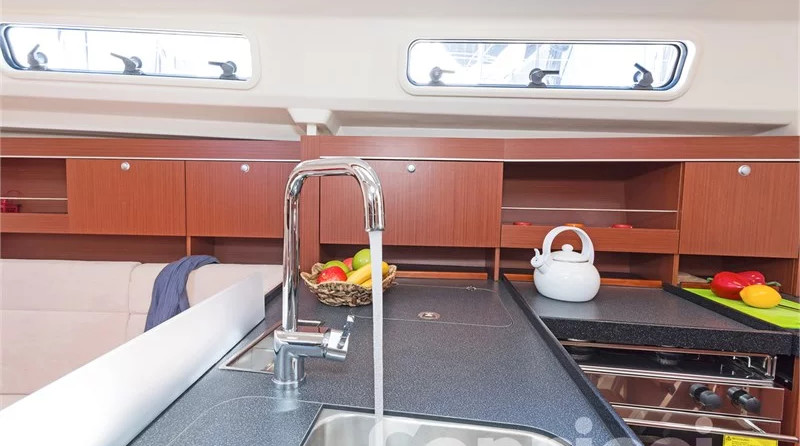 Hanse 385