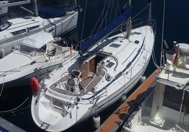 Bavaria 38