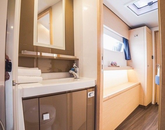 Fountaine Pajot Saba 50