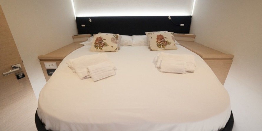 Fountaine Pajot Saba 50