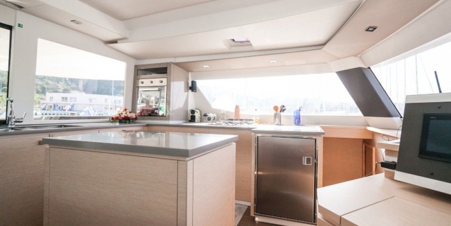Fountaine Pajot Saba 50