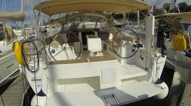 Dufour 412