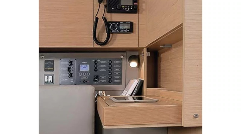 Beneteau Oceanis 35.1