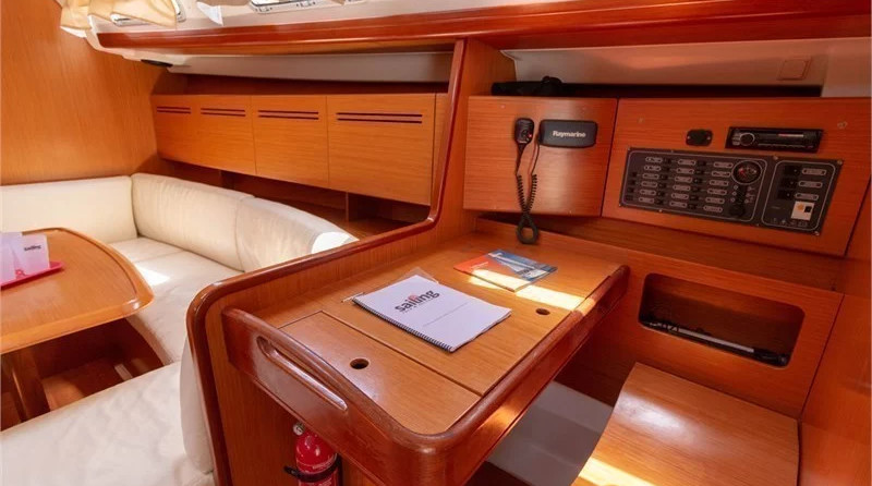 Beneteau Cyclades 43.3