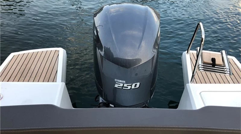 Jeanneau Cap Camarat 7.5 WA