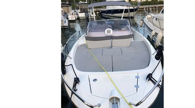 Jeanneau Cap Camarat 7.5 WA