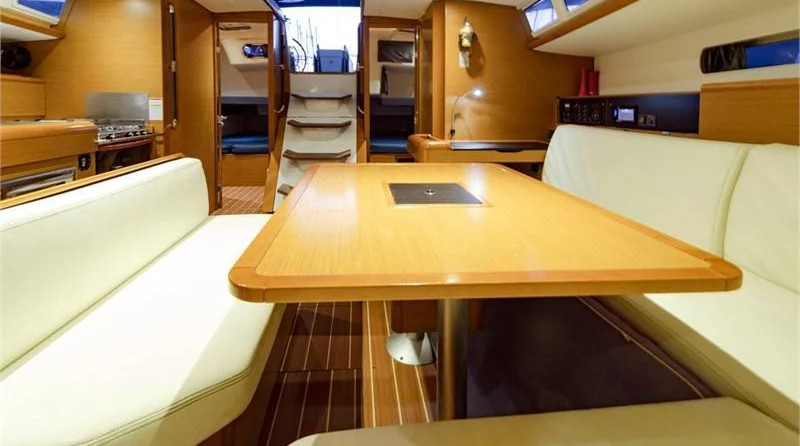 Jeanneau Sun Odyssey 469
