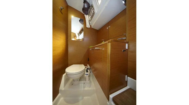 Sun Odyssey 439 (4Cab)