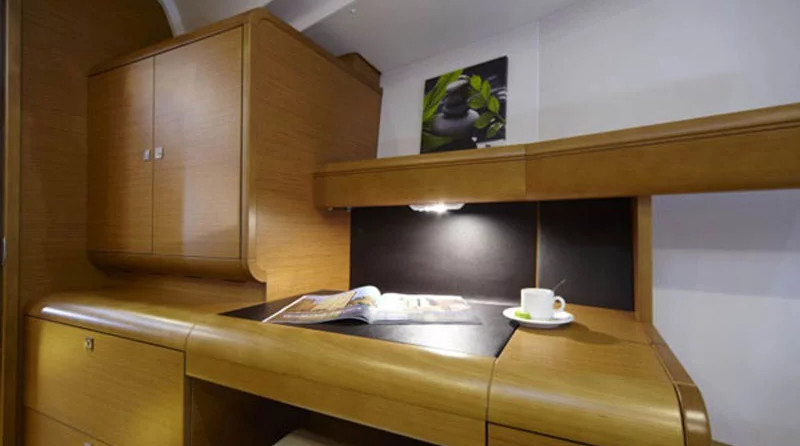 Sun Odyssey 439 (4Cab)