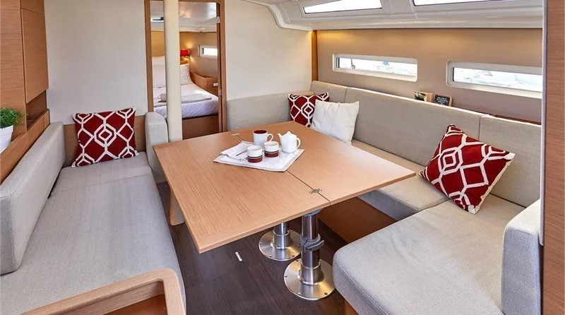 Jeanneau Sun Odyssey 410