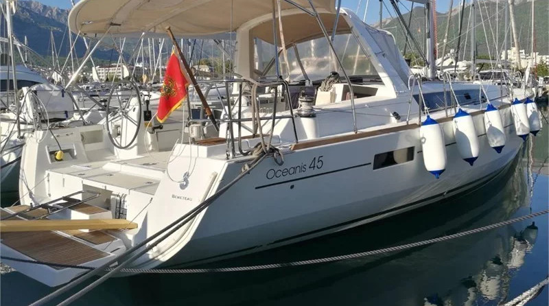 Oceanis 45 (4Cab)