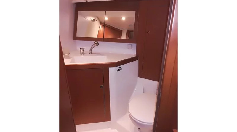 Oceanis 45 (4Cab)
