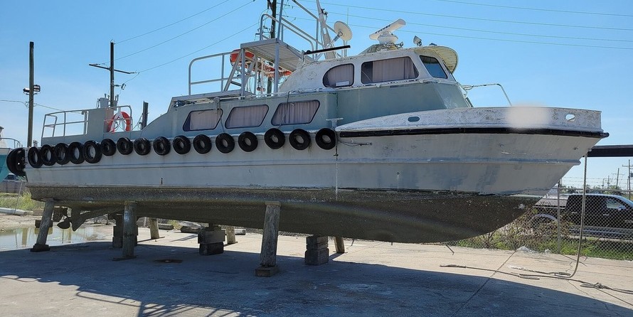 Breaux Brothers Bay Craft 44