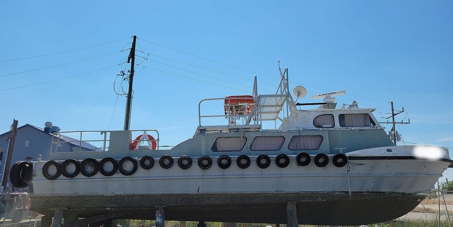 Breaux Brothers Bay Craft 44