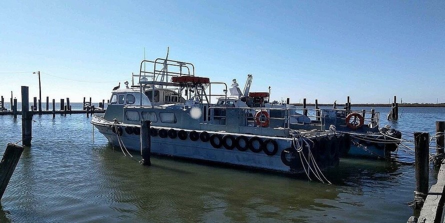 Breaux Brothers Bay Craft 44