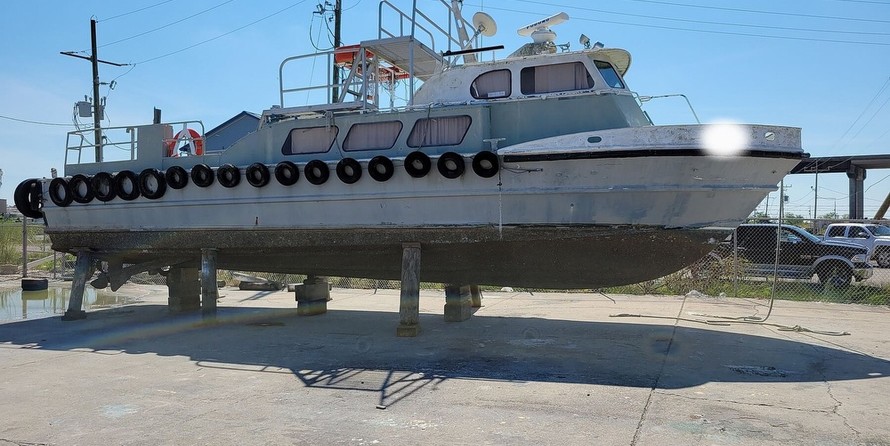 Breaux Brothers Bay Craft 44