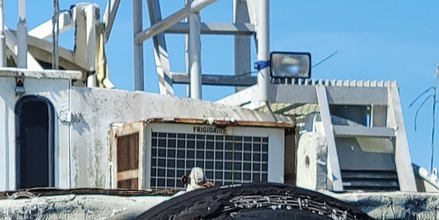 Breaux Brothers Bay Craft 44