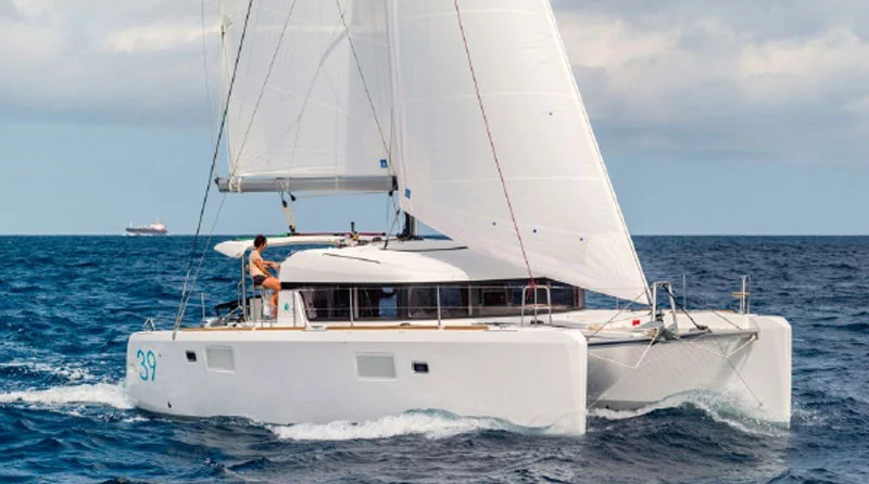 Lagoon 39