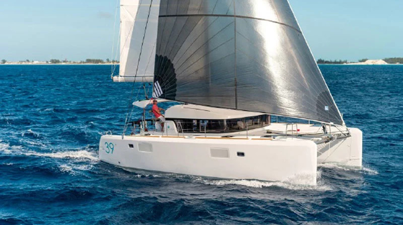 Lagoon 39