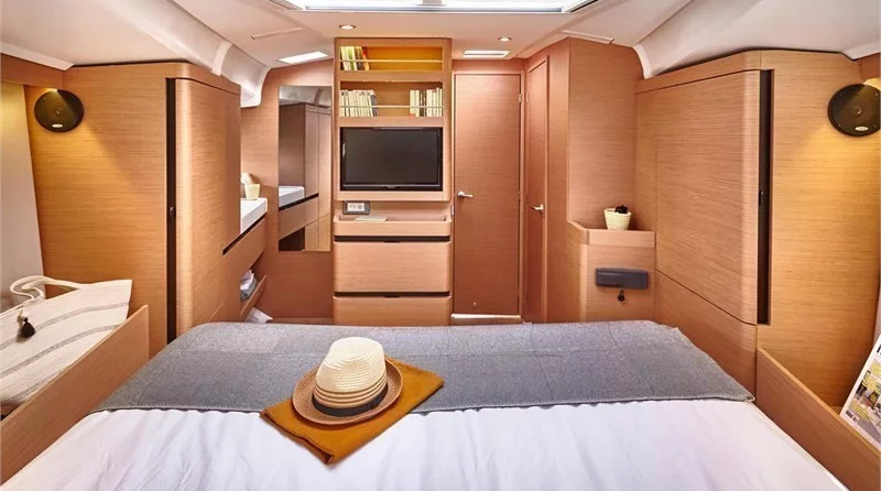 Sun Odyssey 490 (5 + 1 Cab)