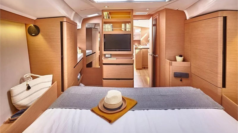 Sun Odyssey 490 (5 + 1 Cab)