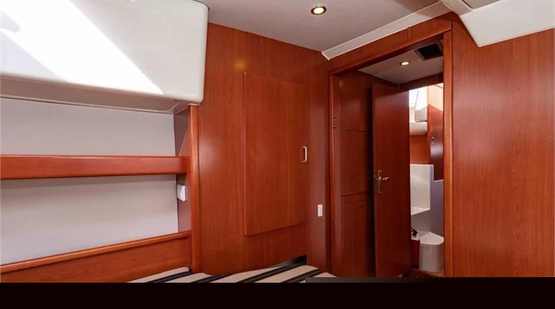 Leopard 44