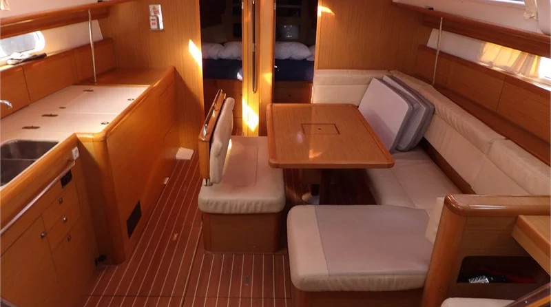 Jeanneau Sun Odyssey 44i