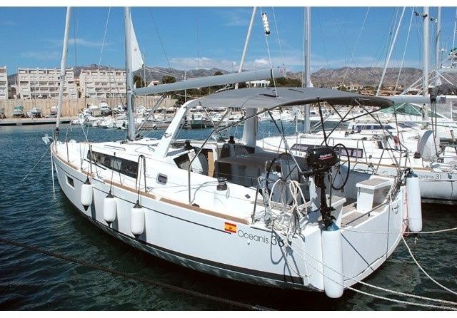 Beneteau Oceanis 38.1