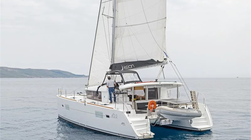 Lagoon 400 S2