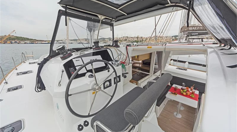 Lagoon 400 S2