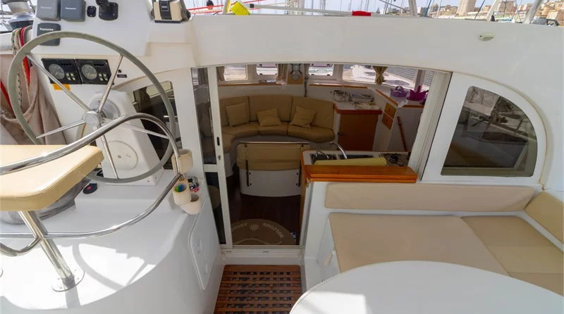Lagoon 380 (4Cab)