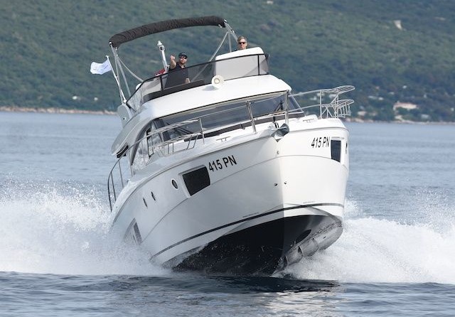 Bavaria Virtess 420 Fly