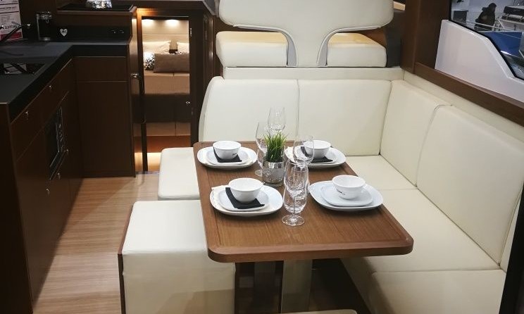 Bavaria Virtess 420 Fly