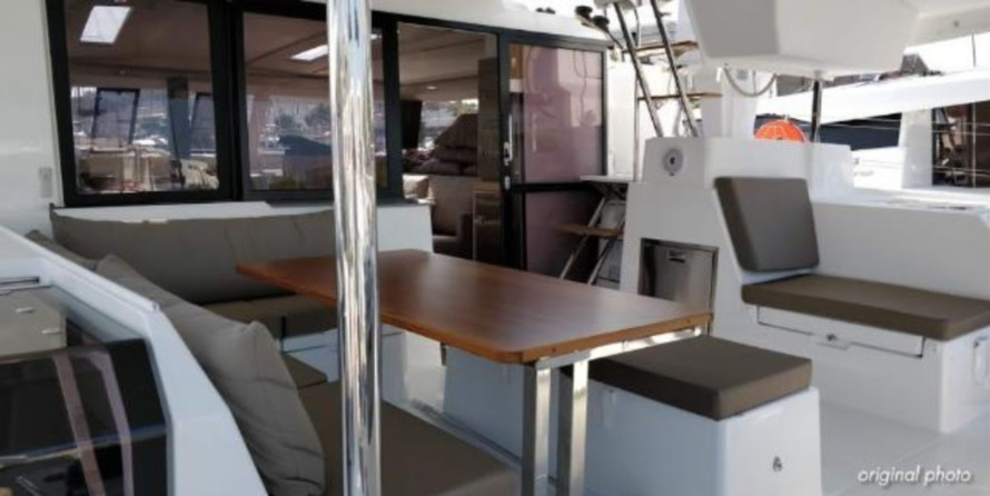 Fountaine Pajot Saona 47