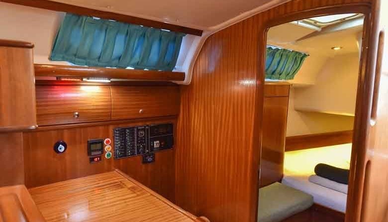Bavaria 44